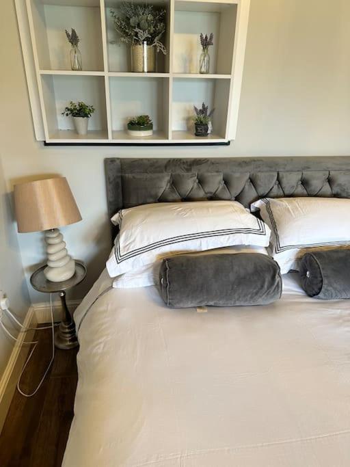 Beautiful Cotswold Couples Retreat Villa Bourton-on-the-Water Exteriör bild