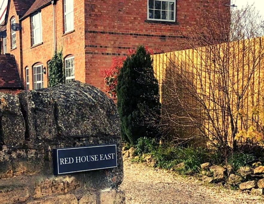 Beautiful Cotswold Couples Retreat Villa Bourton-on-the-Water Exteriör bild